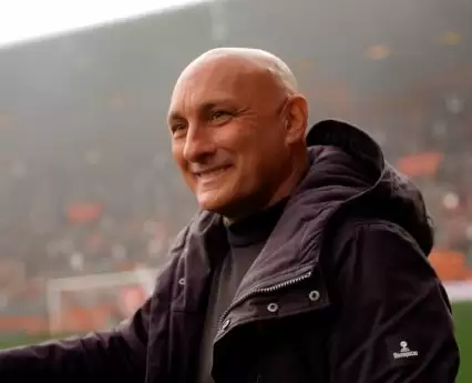 洛里昂足球俱乐部——里昂奥林匹克：奥利维耶·潘塔洛尼的新闻发布会–洛里恩特–图1