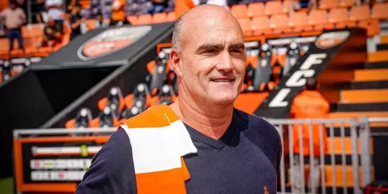 震惊！百年法甲球队或迎来历史性巨变，主席官宣：将并入5亿美元豪门集团！