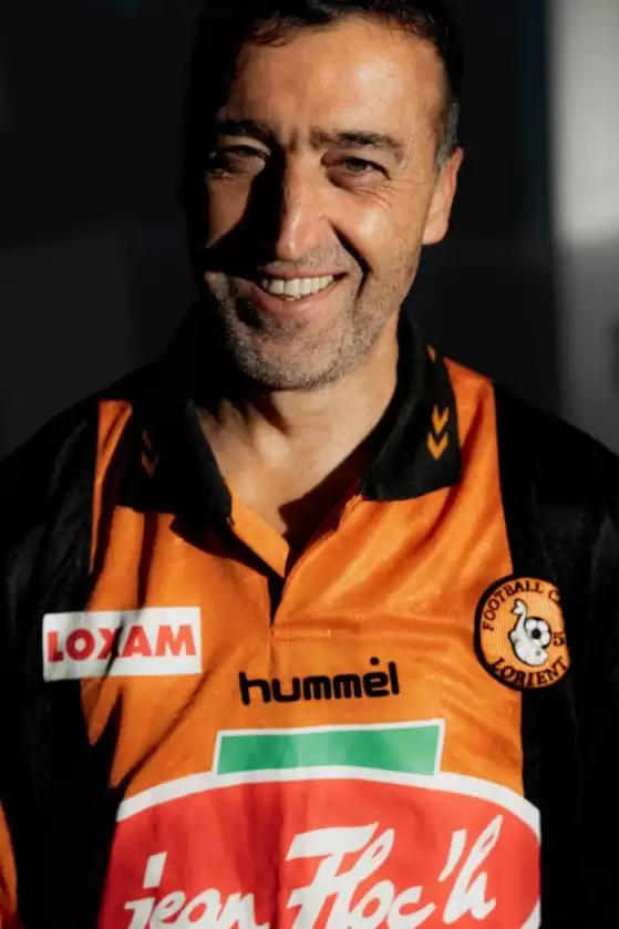 谁懂啊!前法甲球员退役后逆袭成建筑公司老板,专访揭秘足球生涯如何为创业铺路–洛里恩特–图2 谁懂啊!前法甲球员退役后逆袭成建筑公司老板,专访揭秘足球生涯如何为创业铺路–洛里恩特–图2