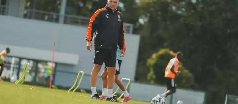 官方日程出炉！洛里昂本周冲刺法国杯生死战，周五秘密闭门训练藏大招？